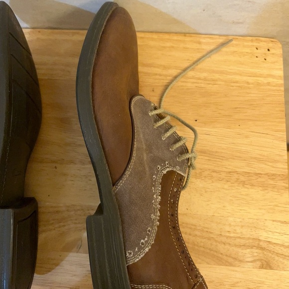 Clarks Collection Saddle Deisin Brown and Tan Men's Oxford Shoes - Picture 10 of 11